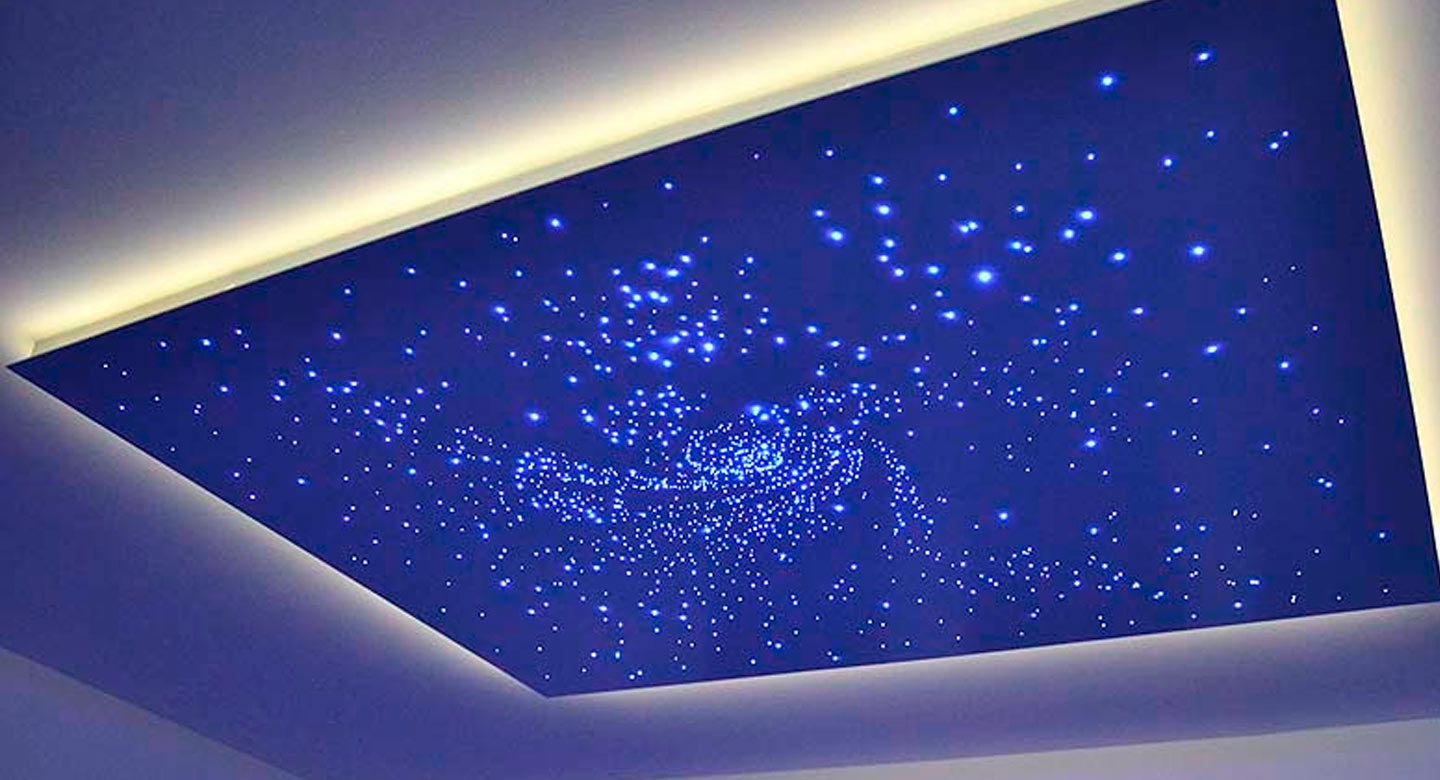 Натяжной потолок с подсветкой Звездное небо